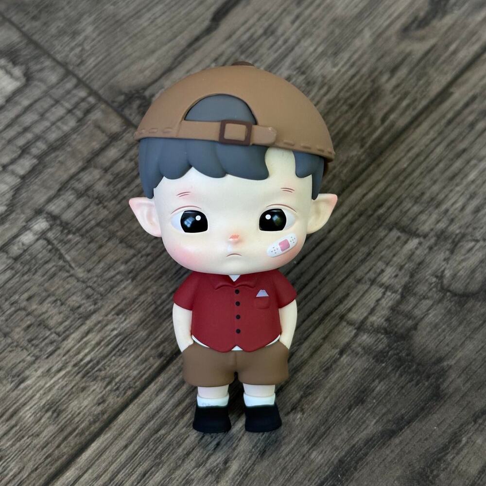 Hacipupu Pop Mart The Kindergarten Day Fell Off My Skateboard Mini Toy Figure